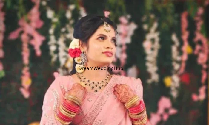 Highlighter Makeup Studio